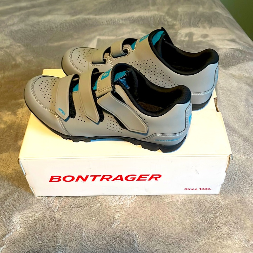 Women’s cycling shoes